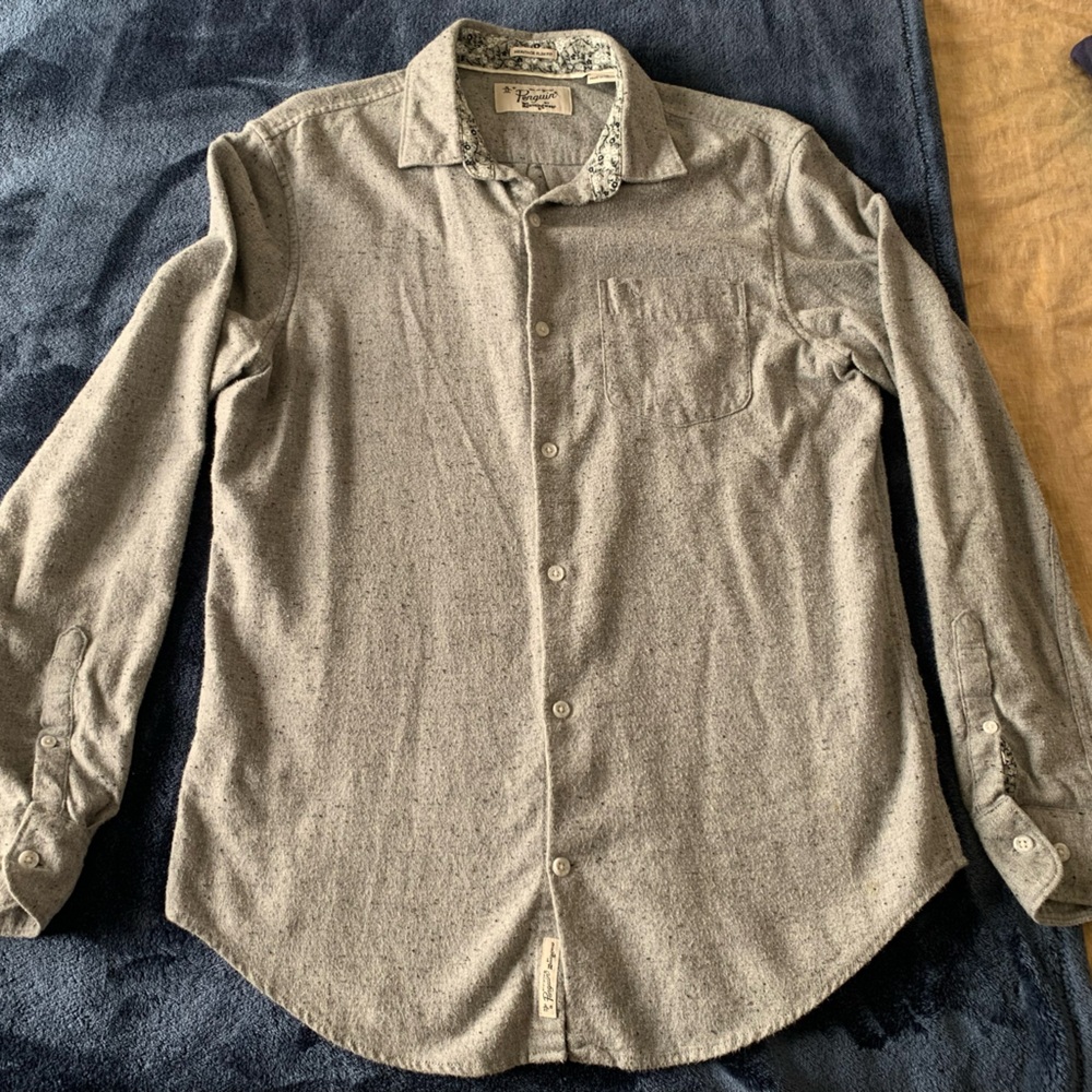 Penguin brand long sleeve cotton button up shirt size medium